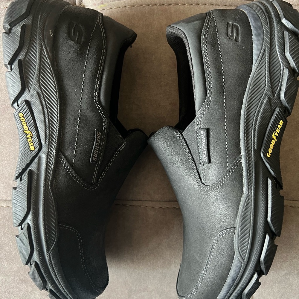 Skechers Black Men's Slip-On Loafers - Picture 2 of 6